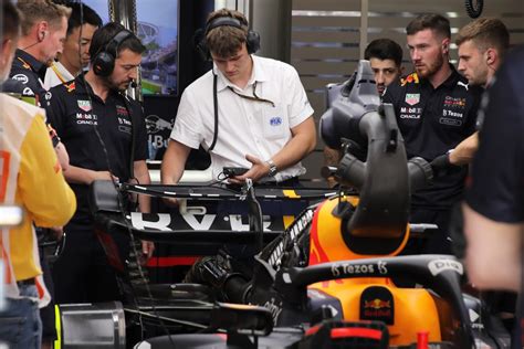 Verstappen casi tiene que largar desde el Pitlane en el GP de España