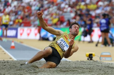 Leichtathletik WM 2023 Leo Neugebauer erwischt glänzenden Start in den