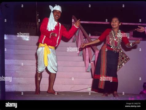 Assam Tribal Dance Fotografías E Imágenes De Alta Resolución Alamy