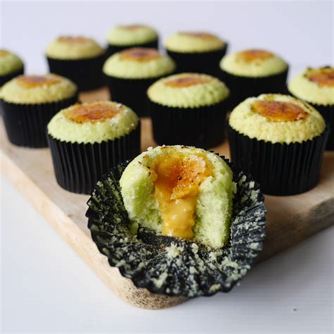 Yellowfingers Recipe Torched Pandan Salted Egg Yolk Cupcakes