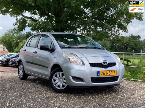 Toyota Yaris Vvti Acces Deurs Met Airco Nu