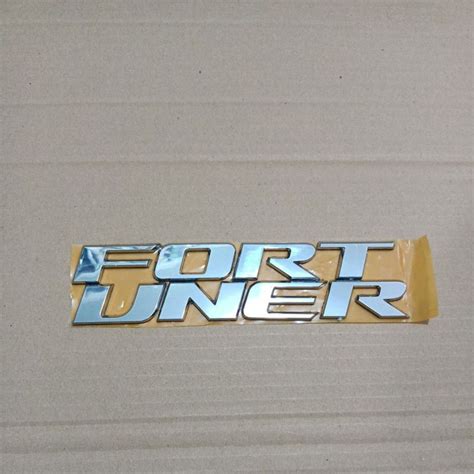 Jual Emblem Fortuner Tulisan Kap Mesin Fortuner Chrome Original