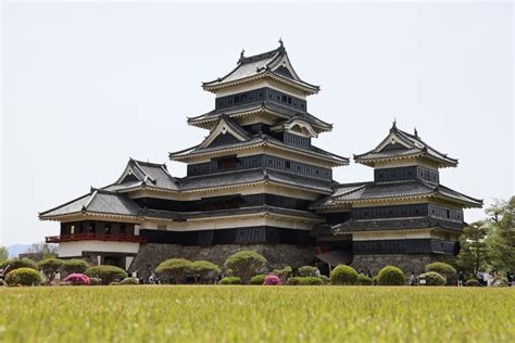 5 Most Beautiful Castles in Japan - The Travel Area