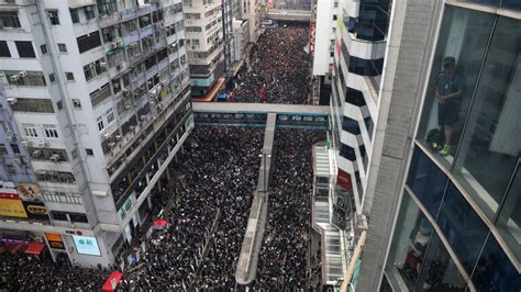 Hong Kong Protests Hundreds Of Thousands Join Third Huge Demonstration