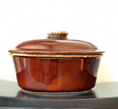 Vintage Hull Drip Brown Glaze Pottery Casserole With Lid Oven Proof