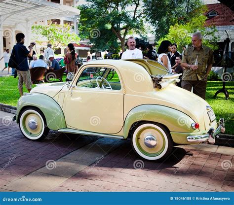 Autorización Topolino 500C En Desfile Del Coche De La Vendimia Foto de