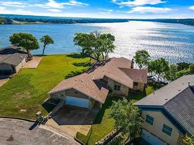 Lake Granbury Waterfront Homes and Real Estate in Granbury Texas