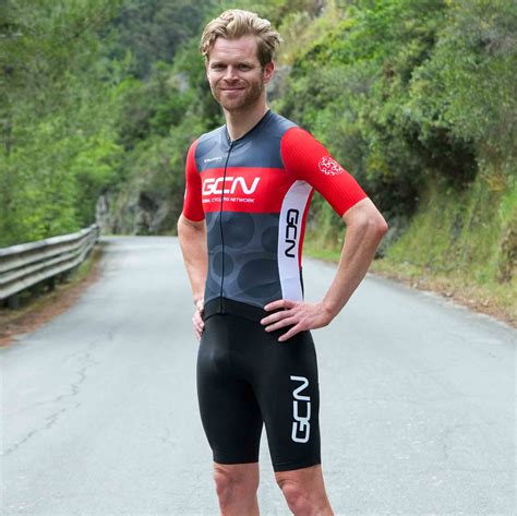GCN Pro Cycling Bibshort | Official GCN Merch – Global Cycling Network