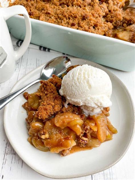 Easy Apple Crisp Recipe Without Oatmeal Midwestern HomeLife In 2022