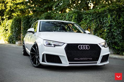 White Audi Car Photo