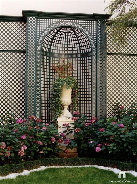 Pin By Hien Dinh Tien On X Y D Ng French Garden Design Garden