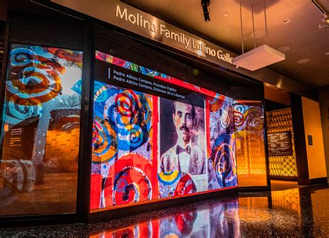 La Galería Latina Smithsonianda da la bienvenida con Planar