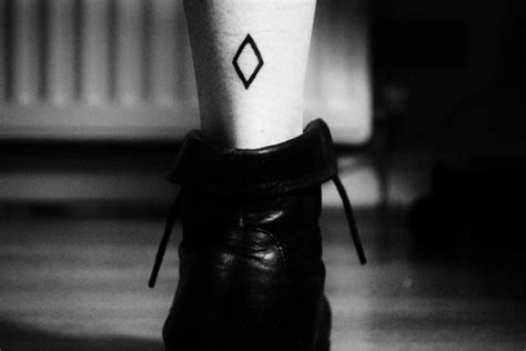 70 Incredible Geometric Tattoos To Get An Amazing New Look