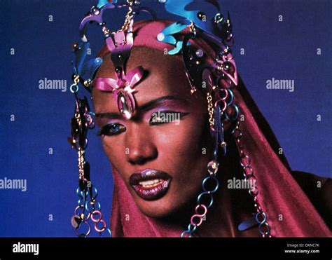 Grace jones vamp 1986 hi-res stock photography and images - Alamy