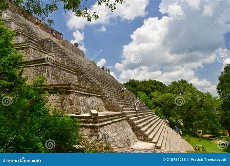 De Grote Tempel Of De Grote Piramide Bij Uxmal Een Oude Maya Stad In