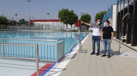 Más de 4260 usuarios y usuarias disfrutan de la piscina municipal de