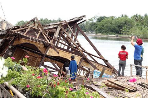 Un Terremoto De Magnitud 7 3 Grados Sacude Isla Al Este De Indonesia