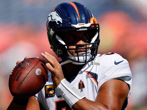 Top Insider Claims Russell Wilson S Trade To The Broncos Will Go Down