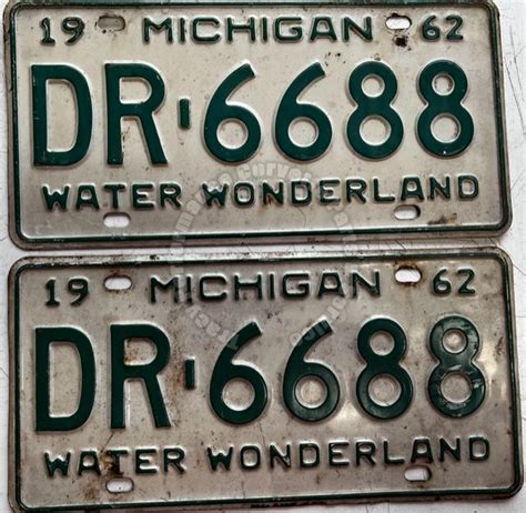 Michigan Used Original Metal License Plates Pair Dr Tracy