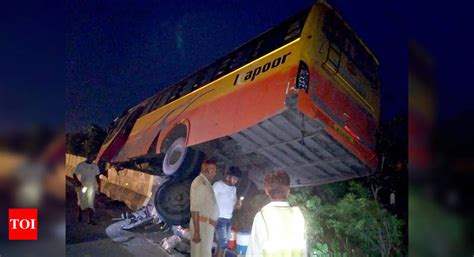 Narrow Escape For Passengers Up Narrow Escape For Passengers As Bus