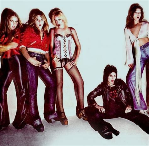 The Runaways The Runaways Photo 13861501 Fanpop