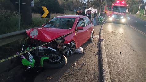 Condutor De Moto De Alta Cilindrada Morre Em Acidente