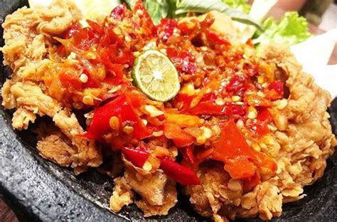 Resep Ayam Geprek Super Pedas Yang Enaknya Bikin Nagih