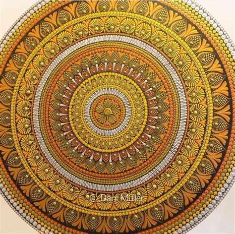 Pin By Regina On Taskiniai Paveikslai Mandala Art Therapy Mandala