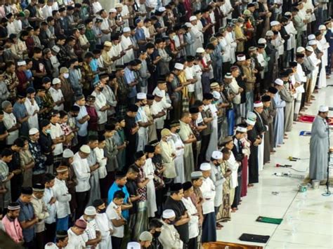 Solat Jumaat: Pengertian, Hukum dan Cara Pelaksanaannya