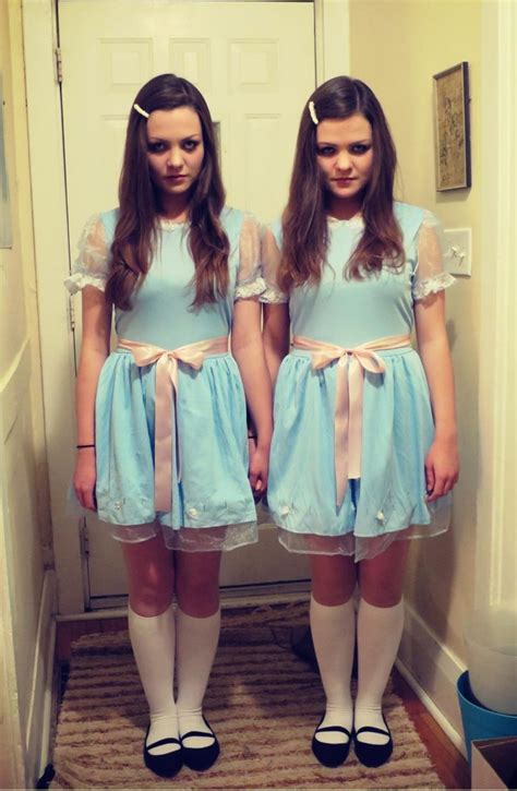 30 Halloween Costumes For Twins That Will Win You Over - Flawssy