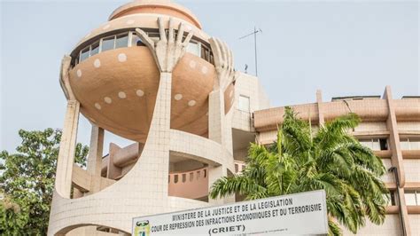 Bénin la Criet fixe le procès d Olivier Boko et de lex ministre