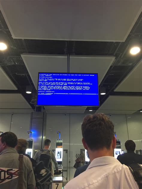 BSOD at LHR airport : r/pcmasterrace