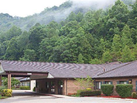 Marmet Center - Pricing, Photos and Floor Plans in Marmet, WV | Seniorly