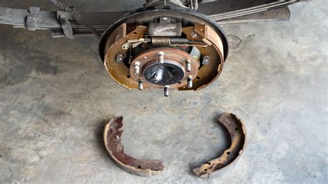 6 Parts Of A Drum Brake System And What They Do