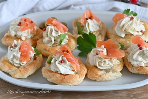 Tartine Di Pasta Sfoglia Con Salmone Rossella Pane E Cioccolato