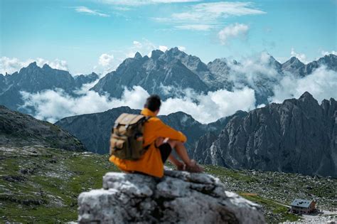 A Complete Hiking Guide to Tre Cime Di Lavaredo