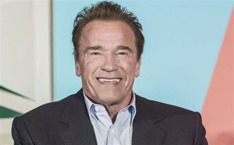 Arnold Schwarzenegger se réveille en forme après son opération à cœur