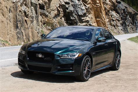 2017 Jaguar Xe First Drive Review Specs Performance Digital Trends