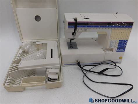 Viking Husqvarna 300 Embroidery Sewing Machine No Pedal