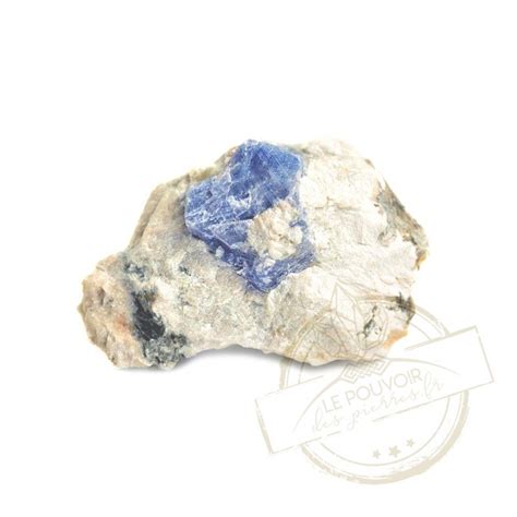 Tout Ce Que Vous Devez Savoir Sur La Pierre Saphir Bleu Bienfaits Prix