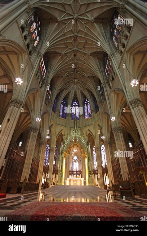 Interior of St. Patrick's Cathedral in Manhattan, New York City, USA ...