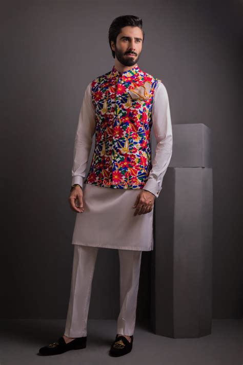 Mens Wear Mehndi Collection 2021 Shop Online Buy Pakistani Fashion