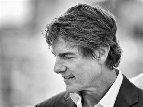 tom cruise maverick photographic print  sale