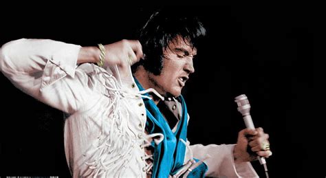 Hd Wallpaper Elvis Presley Fringe Jumpsuit 1970 Vintage Music Black Background Wallpaper Flare