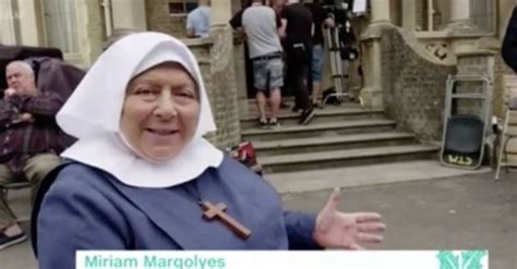 Call The Midwifes Miriam Margolyes Hints Christmas Spoilers As Sister