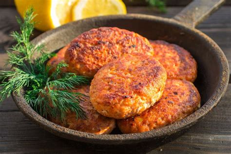 Пазл котлеты домашние - разгадать онлайн из раздела "Еда" бесплатно