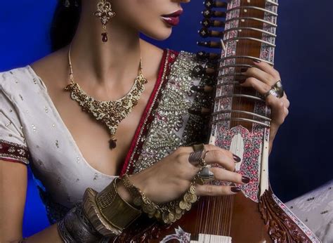 10 Easy Bollywood Songs on Guitar - instrumentio