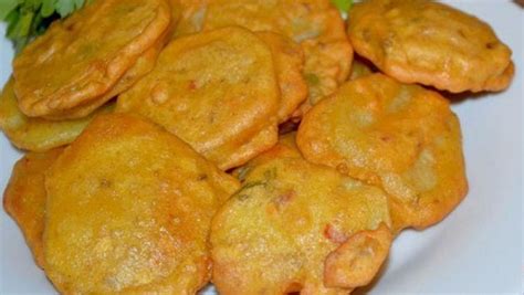 Aloo Pakora Recipe Potato Pakoda Recipe Aloo Ka Pakora