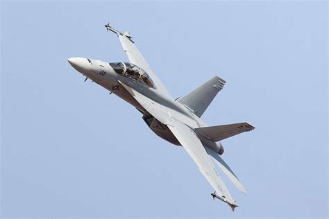 Boeing Delivers First F A Block Iii Super Hornets To Us Navy