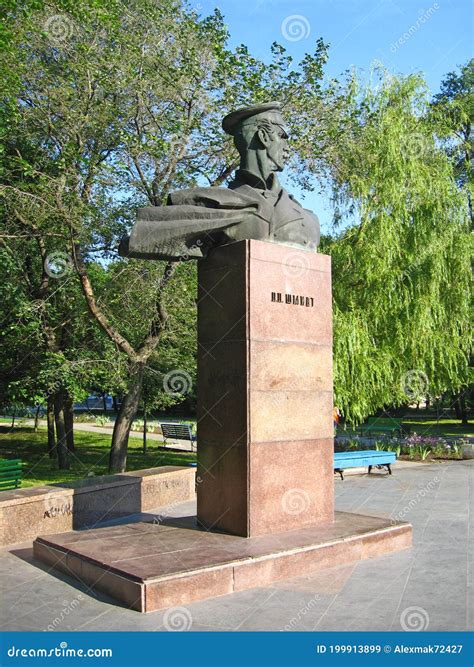 Monumento a Pyotr Petrovich Schmidt Um Dos Líderes Da Insurreição